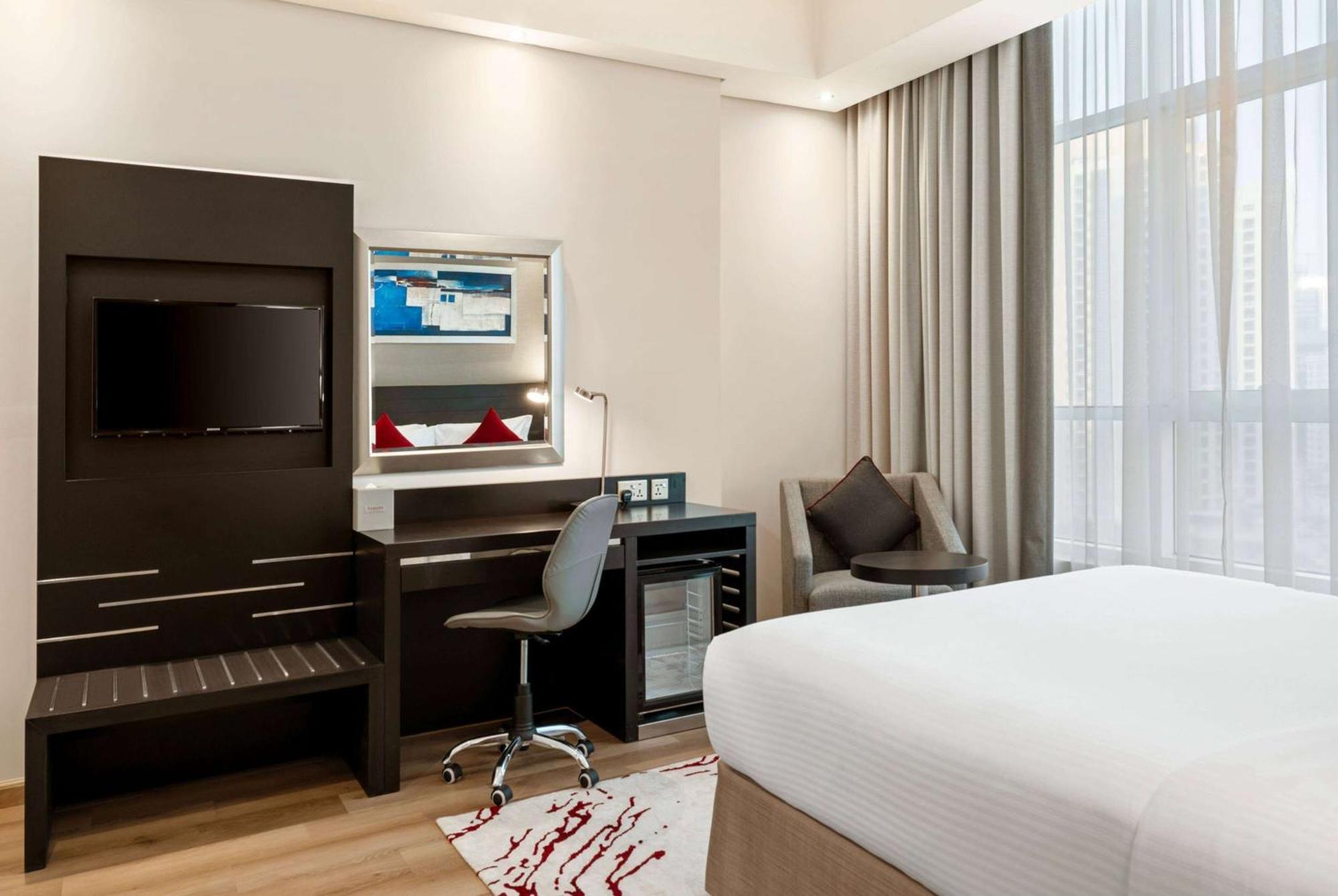 Ramada By Wyndham Dubai Barsha Heights Hotel Exterior photo